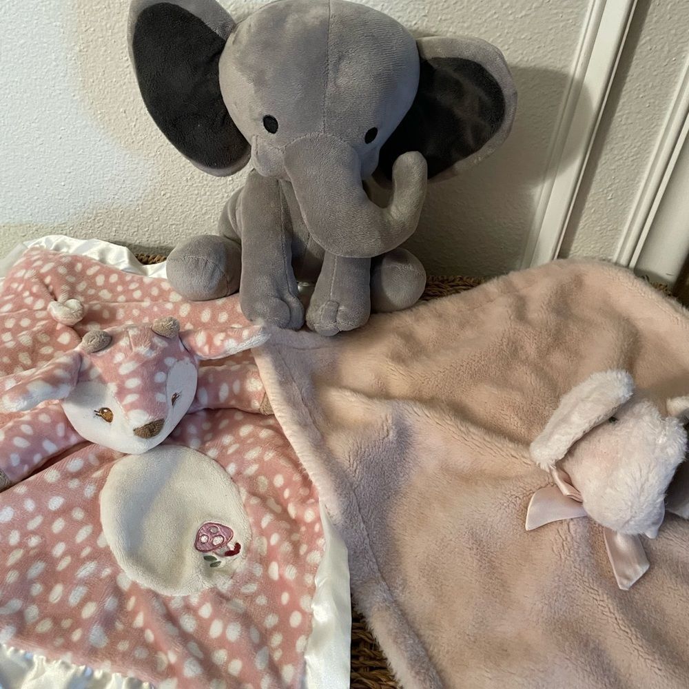 Douglas Baby Farrah Fawn Lovey Pottery Barn Kids Elephant Lovey Blush Pink Lot